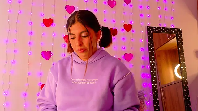 im anna  online show from 02-21-26, 09:39