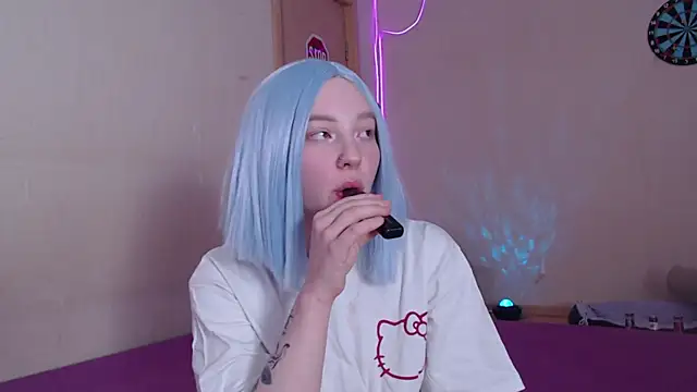 Snapshot of Lexy_Lovy chatting on 02-18-26, 06:33 Lexy Lovy online show from 02-18-26, 06:33