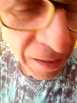 Snapshot of felice66 chatting on 09-19-25, 01:48 felice66 online show from 09-19-25, 01:48