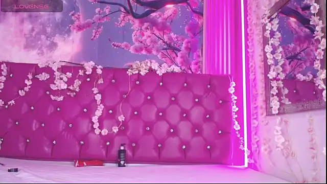 Snapshot of Malory_Cortez chatting on 11-04-25, 03:10 Malory Cortez online show from 11-04-25, 03:10