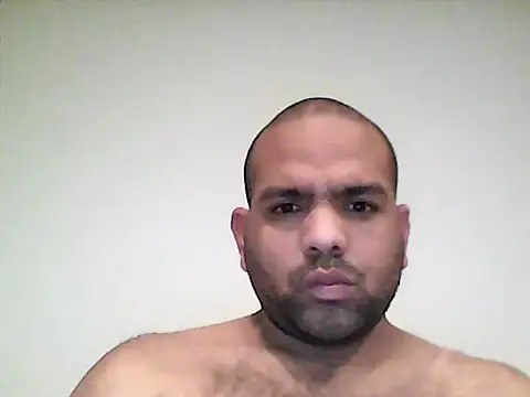 Snapshot of lukacavani33 chatting on 06-02-26, 08:25 lukacavani33 online show from 06-02-26, 08:25