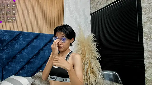 Snapshot of Marge_lasander chatting on 02-27-25, 01:30 Marge lasander online show from 02-27-25, 01:30