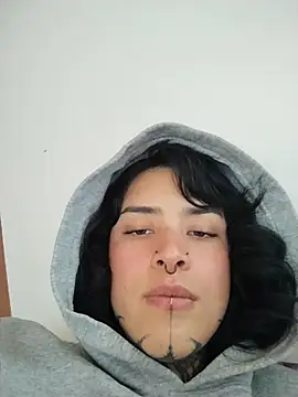 taaylor33 online show from 04-03-26, 10:16