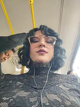 Snapshot of taaylor33 chatting on 02-08-26, 07:22 taaylor33 online show from 02-08-26, 07:22