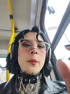 Snapshot of taaylor33 chatting on 02-26-26, 08:53 taaylor33 online show from 02-26-26, 08:53