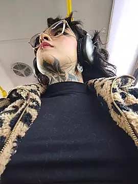 taaylor33 online show from 01-06-26, 08:13