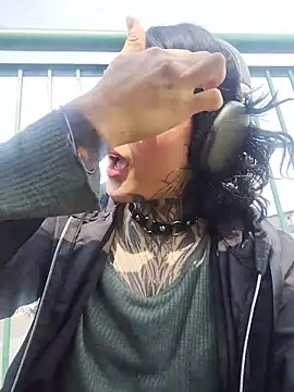 Snapshot of taaylor33 chatting on 02-12-26, 07:57 taaylor33 online show from 02-12-26, 07:57