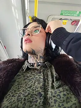 Snapshot of taaylor33 chatting on 02-17-26, 07:44 taaylor33 online show from 02-17-26, 07:44