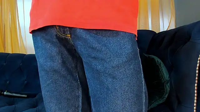 Snapshot of Ethan_Fox11 chatting on 02-27-25, 02:10 Ethan Fox11 online show from 02-27-25, 02:10