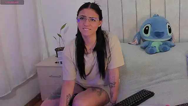 anny roberts online show from 11-29-25, 10:21