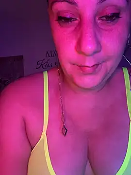 DeeLight124 online show from 04-12-26, 05:22