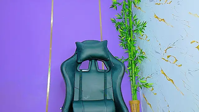 scarlet-jonesx online show from 09-28-25, 12:17