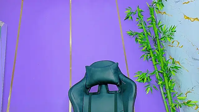 scarlet-jonesx online show from 10-10-25, 04:57