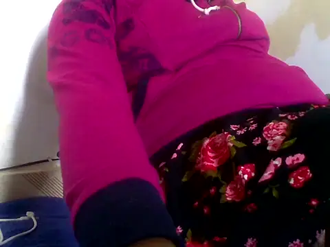 Hot-zeenah online show from 10-05-25, 06:59
