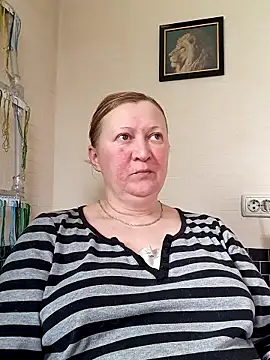 blondyaguar online show from 03-26-26, 01:53