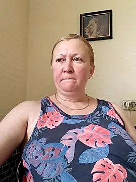 blondyaguar online show from 07-17-26, 08:22