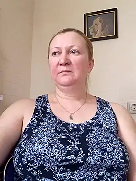 blondyaguar online show from 12-05-24, 10:17