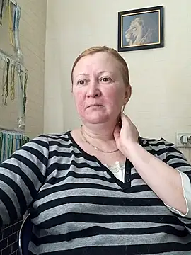 blondyaguar online show from 02-26-26, 03:45