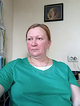 blondyaguar online show from 04-02-26, 09:49