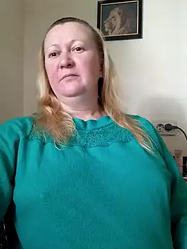 blondyaguar online show from 09-18-25, 12:19