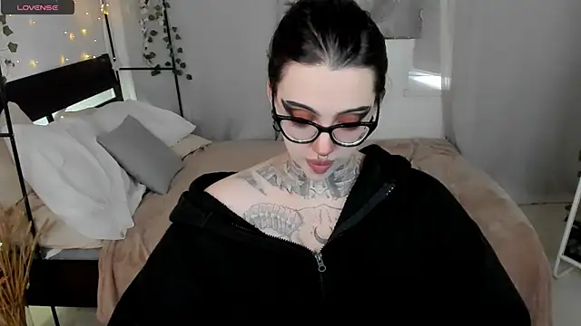 Dixi Pixi  online show from 07-30-26, 10:36