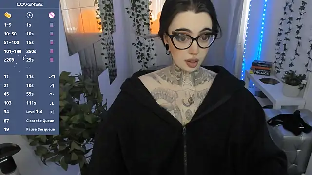 Dixi Pixi  online show from 06-06-26, 05:34