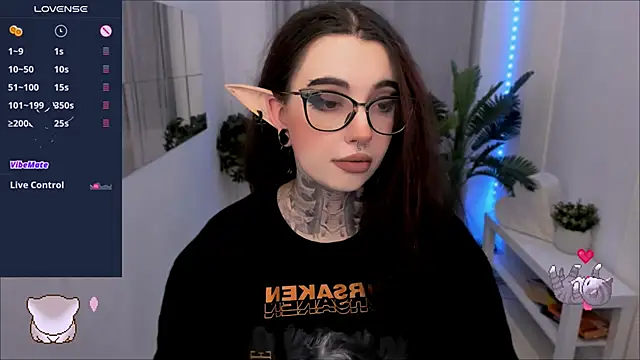 Snapshot of Dixi_Pixi_ chatting on 03-23-25, 05:43 Dixi Pixi online show from 03-23-25, 05:43