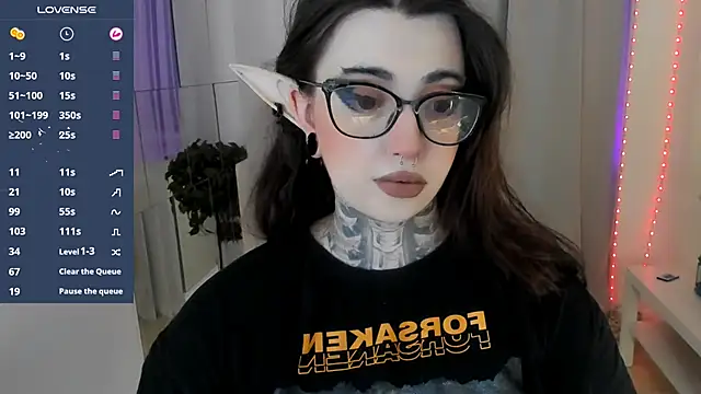 Snapshot of Dixi_Pixi_ chatting on 10-10-25, 05:41 Dixi Pixi online show from 10-10-25, 05:41