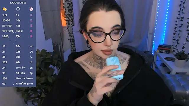 Dixi Pixi  online show from 06-11-26, 05:37