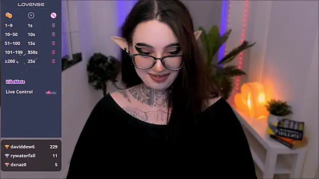 Snapshot of Dixi_Pixi_ chatting on 03-21-25, 08:50 Dixi Pixi online show from 03-21-25, 08:50