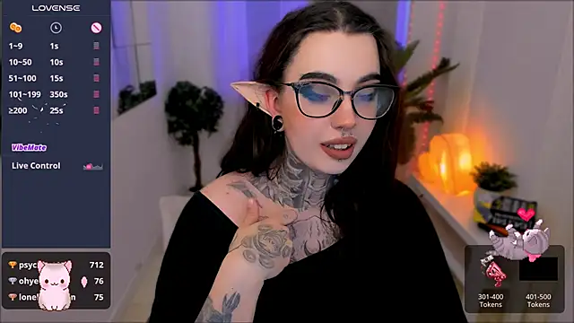 Snapshot of Dixi_Pixi_ chatting on 03-20-25, 12:22 Dixi Pixi online show from 03-20-25, 12:22