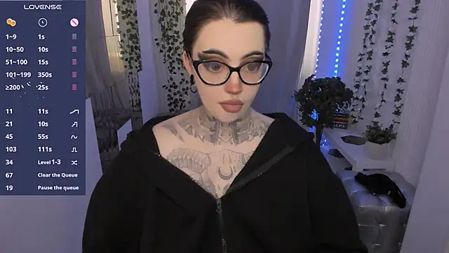 Dixi Pixi  online show from 06-19-26, 05:35