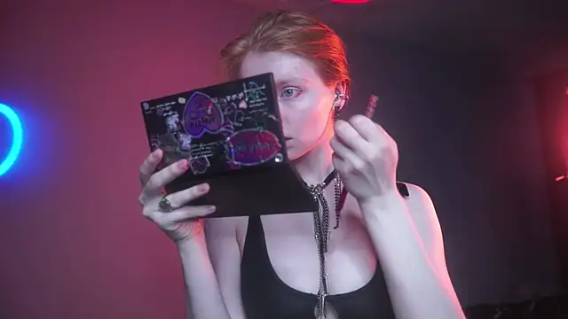 ginger hugs online show from 09-17-25, 10:12