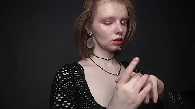 ginger hugs online show from 02-23-25, 10:09
