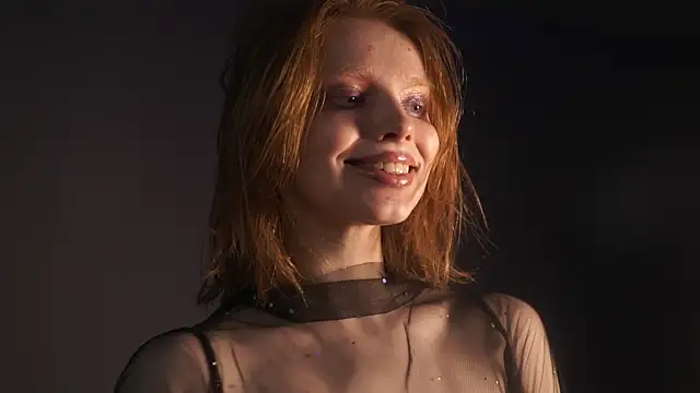 ginger hugs online show from 03-11-25, 04:19