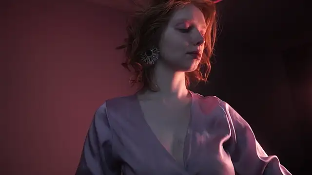 ginger hugs online show from 10-07-25, 10:11