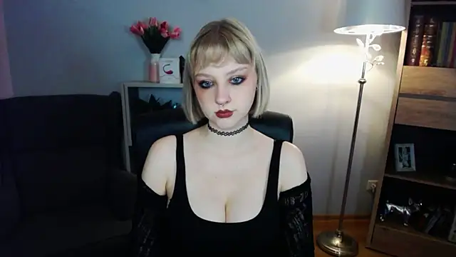 MadelineLust online show from 09-28-25, 01:29