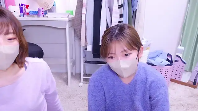 Snapshot of neruneruru chatting on 12-03-24, 12:23 neruneruru online show from 12-03-24, 12:23