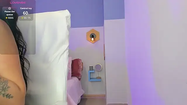 Chloe fischer  online show from 11-12-25, 03:05