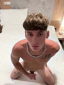 Snapshot of Hornyyoungstud123 chatting on 07-07-26, 07:17 Hornyyoungstud123 online show from 07-07-26, 07:17