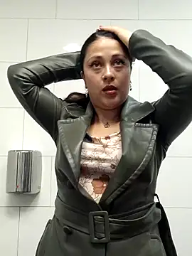 LisbethMoore  online show from 04-15-26, 02:10