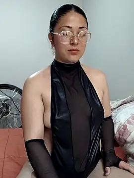 LisbethMoore  online show from 12-18-25, 03:49