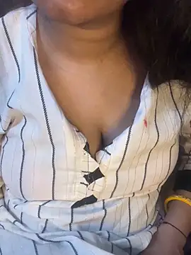 Spicy sari girl online show from 03-07-26, 05:47