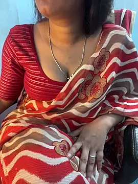 Snapshot of Spicy_sari_girl chatting on 05-31-26, 03:34 Spicy sari girl online show from 05-31-26, 03:34