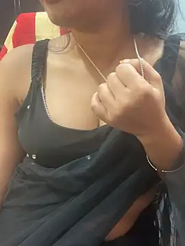 Spicy sari girl online show from 12-24-24, 04:00