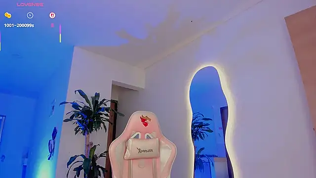 Snapshot of Pretty_Mariangel chatting on 02-27-26, 04:56 Pretty Mariangel online show from 02-27-26, 04:56