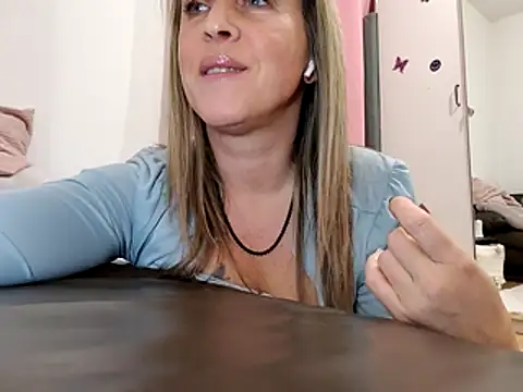 sweethotmilf888 online show from 02-06-26, 04:58