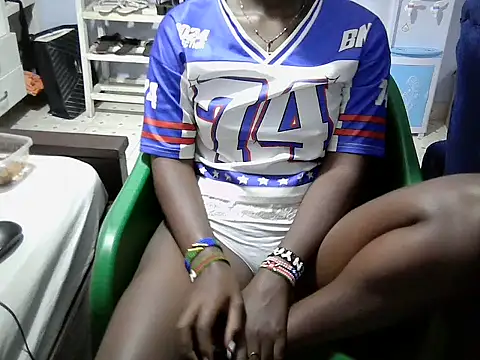 sweetvalleria online show from 04-17-26, 04:21