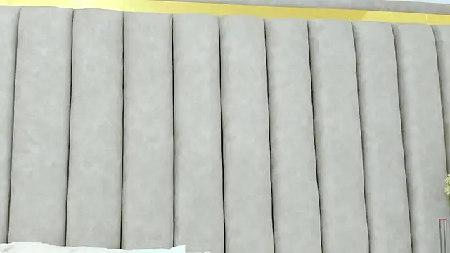 FreyaMoller online show from 04-11-26, 07:28