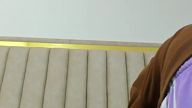 FreyaMoller online show from 04-15-26, 07:58